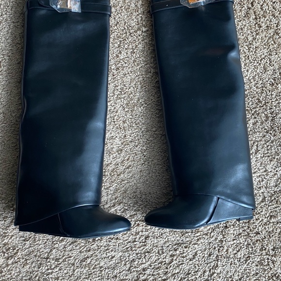 COPY - QAMRA Leather Wedged Heel Boots - Picture 2 of 3